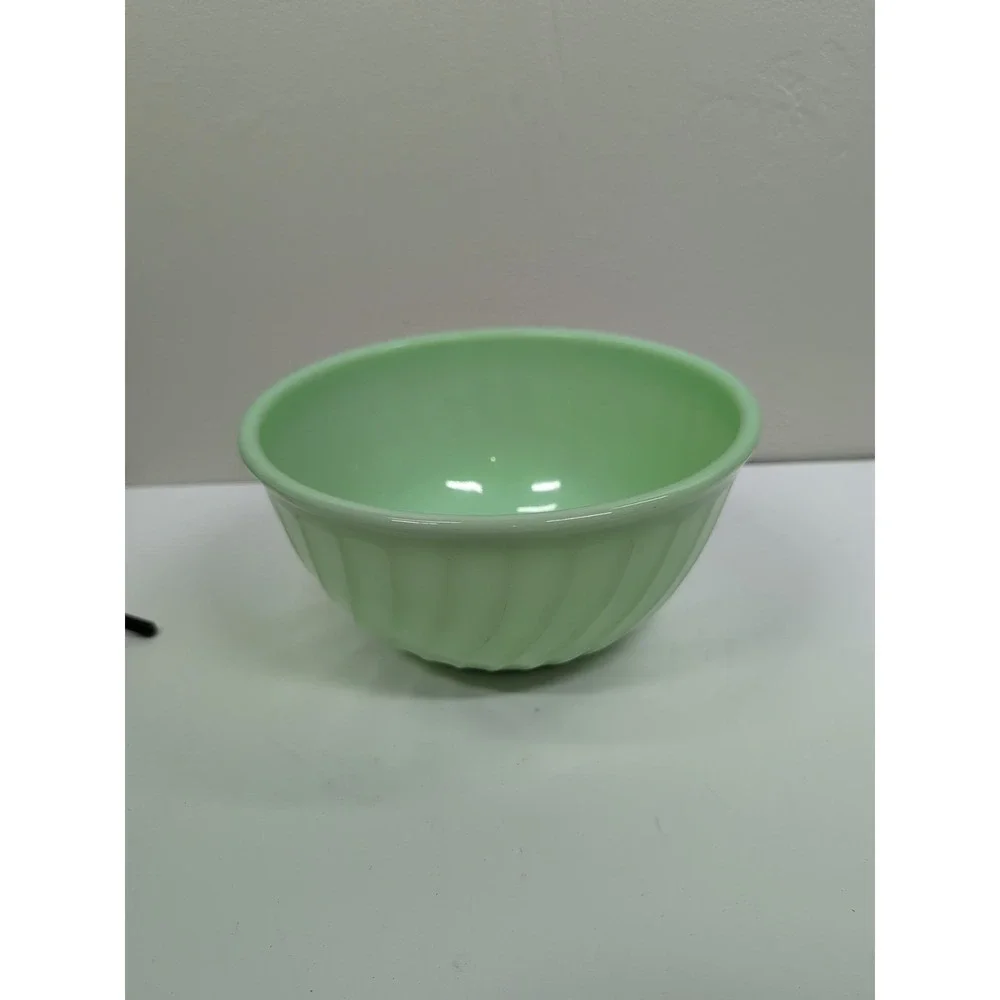VINTAGE‎ FIRE KING OVENWARE MADE IN USA JADEITE GREEN SWIRL MIXING BOWL